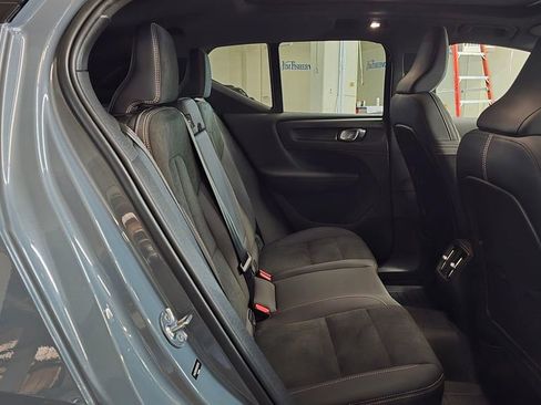 Certified 2023 Volvo XC40 Recharge Ultimate image 12