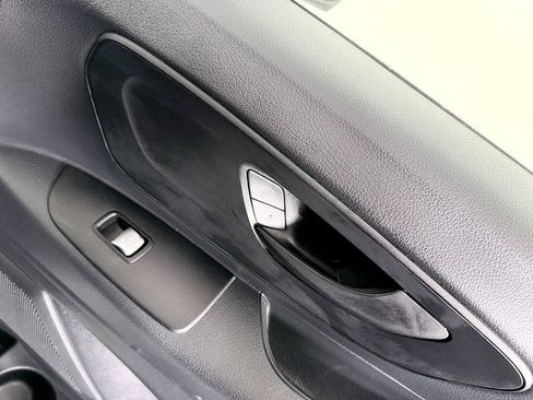 Used 2020 Mercedes-Benz Metris image 33