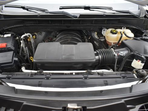 Used 2023 Cadillac Escalade ESV Premium Luxury Platinum w/ Heavy-Duty Trailer Package image 8