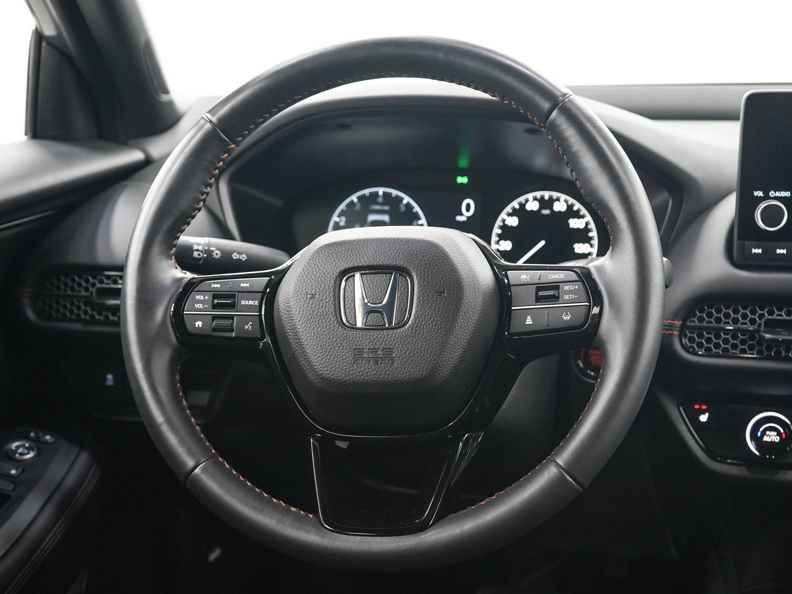 Used 2024 Honda HR-V Sport image 16