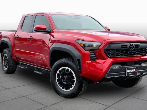 Used 2024 Toyota Tacoma TRD Off-Road w/ TRD Off Road Upgrade Package AWD/4WD image 3