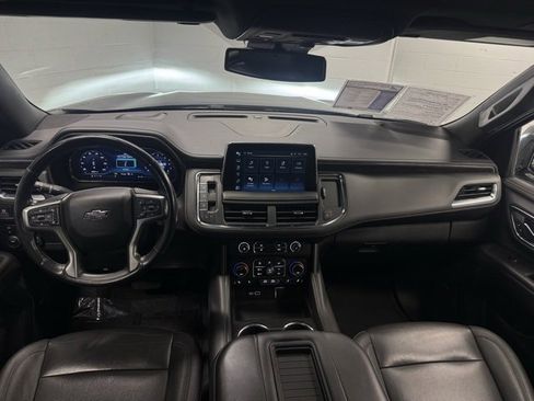 Used 2023 Chevrolet Suburban Z71 w/ Luxury Package image 16