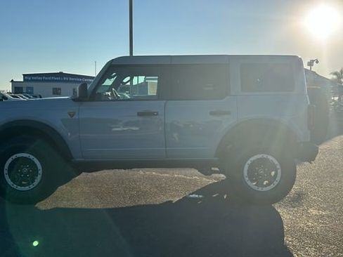 New 2026 Ford Bronco Badlands image 6