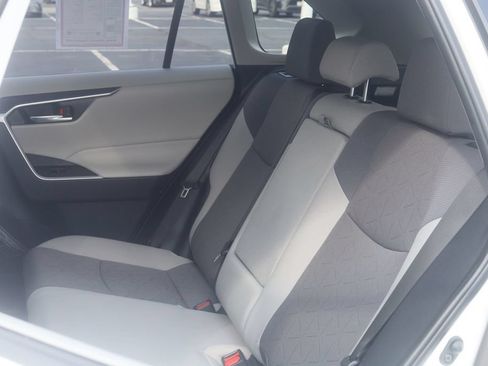 Used 2025 Toyota RAV4 XLE w/ Convenience Package AWD/4WD image 24