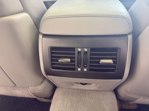 Used 2007 Lexus LS 460 image 27