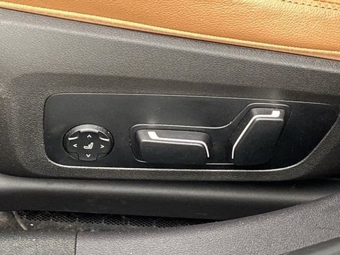 Used 2026 BMW 330i xDrive Sedan AWD/4WD image 15