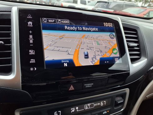 Certified 2017 Honda Pilot Elite image 7