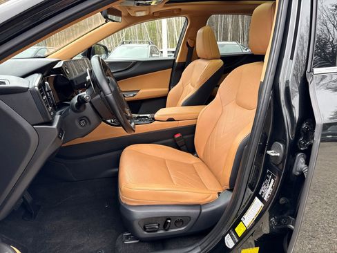 Used 2022 Lexus NX 350h AWD w/ Vision Package image 9