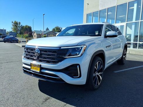 New 2026 Volkswagen Atlas Cross Sport SEL Premium R-Line AWD/4WD image 2