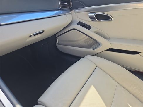 Used 2018 Porsche 911 Carrera image 26