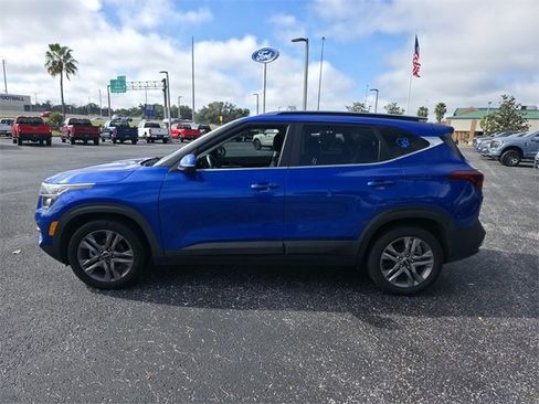 Used 2023 Kia Seltos S image 9