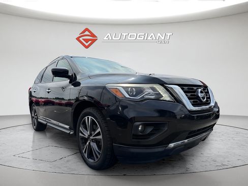 Used 2020 Nissan Pathfinder Platinum FWD image 11