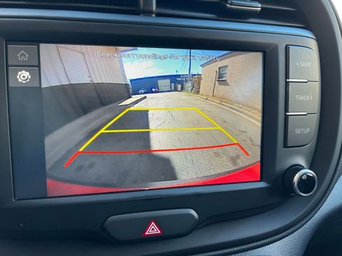 Used 2025 Kia Soul LX w/ LX Technology Package image 22