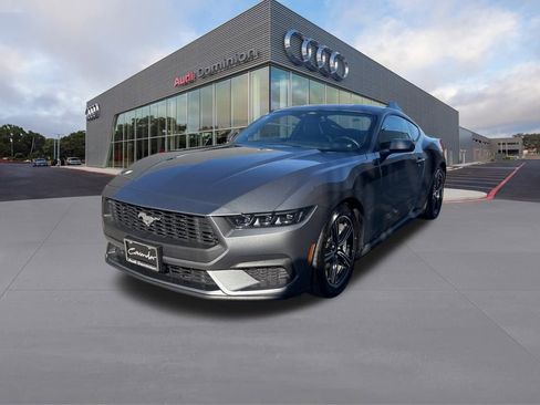Used 2025 Ford Mustang Premium image 1