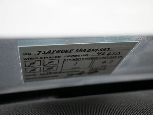 Used 2023 Tesla Model Y Long Range image 9