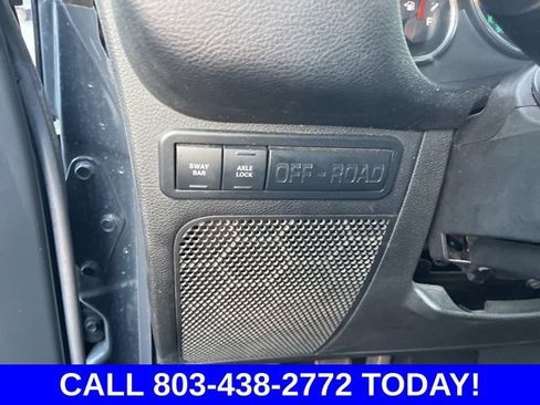 Used 2016 Jeep Wrangler Unlimited Rubicon w/ Connectivity Group AWD/4WD image 30