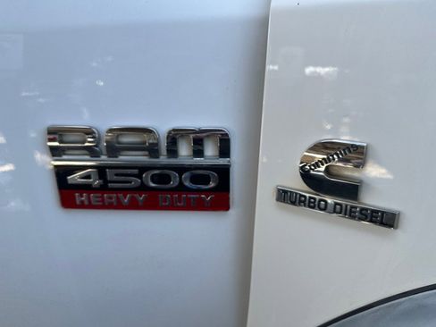 Used 2011 RAM 4500 4x4 Regular Cab w/ PWR & Remote Entry Group image 39