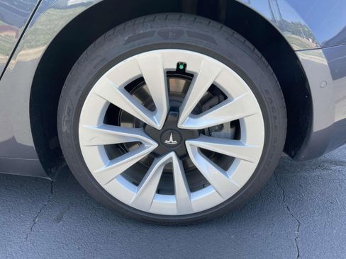 Used 2019 Tesla Model 3 Long Range AWD/4WD image 7