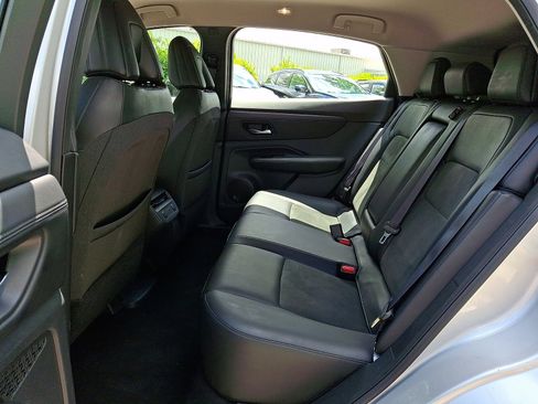 Certified 2023 Nissan Ariya FWD image 10