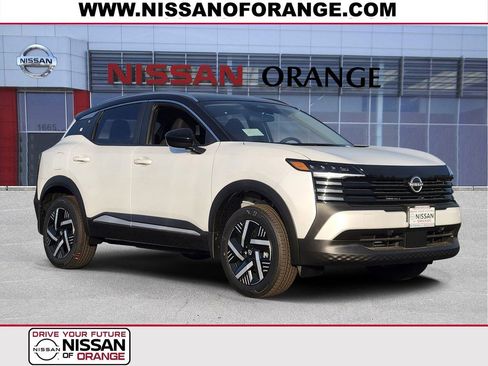 New 2026 Nissan Kicks SV w/ SV Premium Package image 1