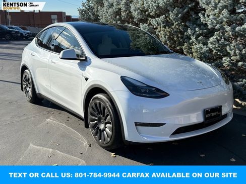 Used 2023 Tesla Model Y Long Range image 12