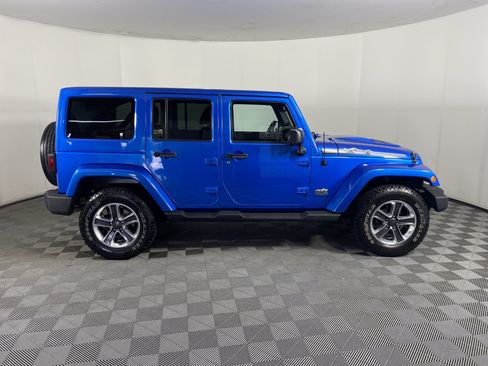 Used 2014 Jeep Wrangler Unlimited Sahara AWD/4WD image 5