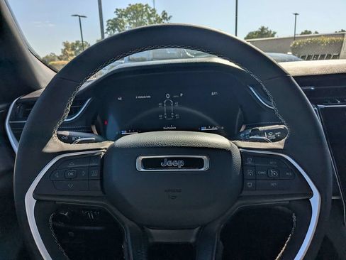 New 2026 Jeep Grand Cherokee L Laredo AWD/4WD image 23