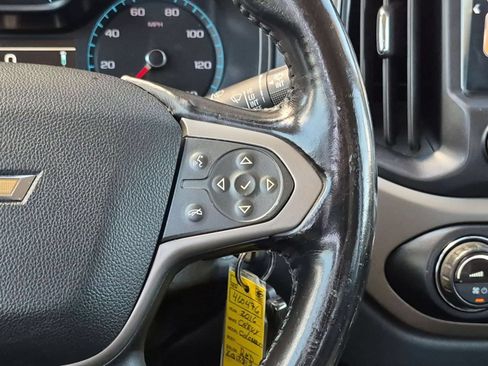 Used 2016 Chevrolet Colorado Z71 RWD image 14