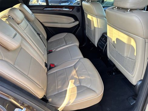 Used 2012 Mercedes-Benz ML 350 BlueTEC 4MATIC image 18