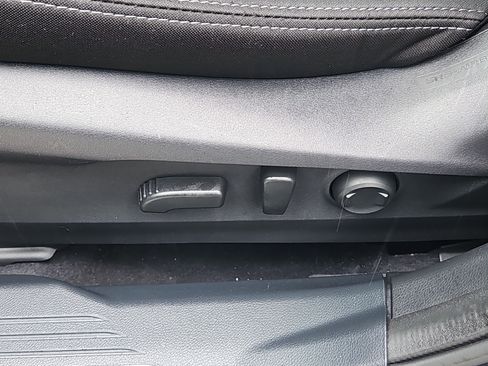 Used 2024 Subaru Outback Premium image 14