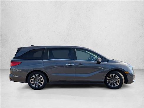 Certified 2024 Honda Odyssey EX-L image 4