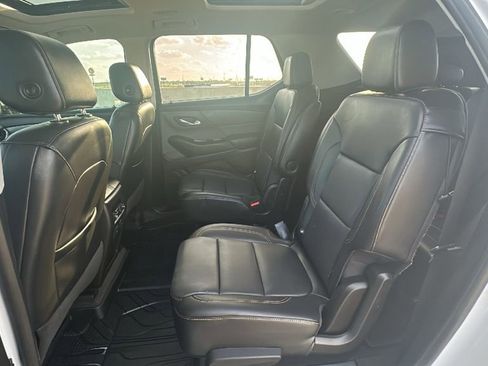 Used 2019 Chevrolet Traverse Premier w/ Driver Confidence II Package image 32
