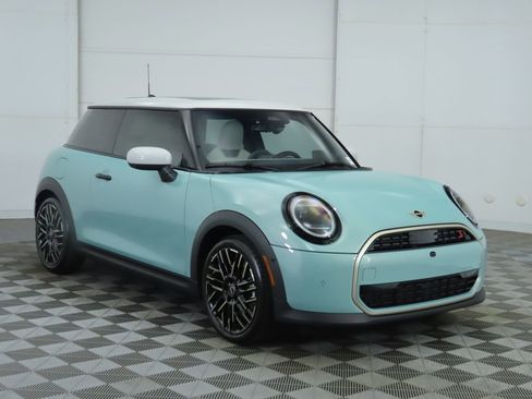 New 2026 MINI Cooper S image 3