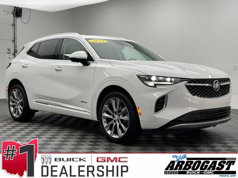 Used 2022 Buick Envision Avenir w/ Technology Package II FWD image 1