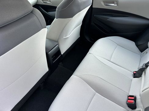 Used 2020 Toyota Corolla LE w/ Carpet Mat Package (TMS) image 12