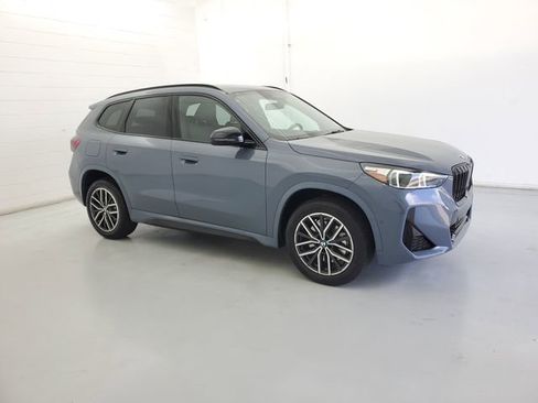 Used 2023 BMW X1 xDrive28i w/ M Sport Package image 4