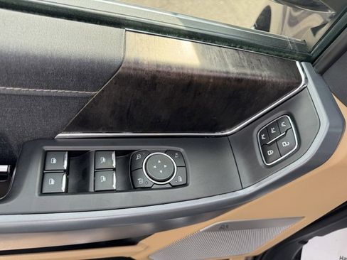 Used 2023 Ford F150 Lariat image 17