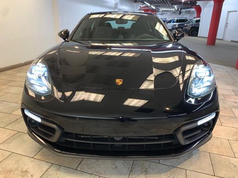 Used 2023 Porsche Panamera 4 Platinum Edition w/ Assistance Package image 2
