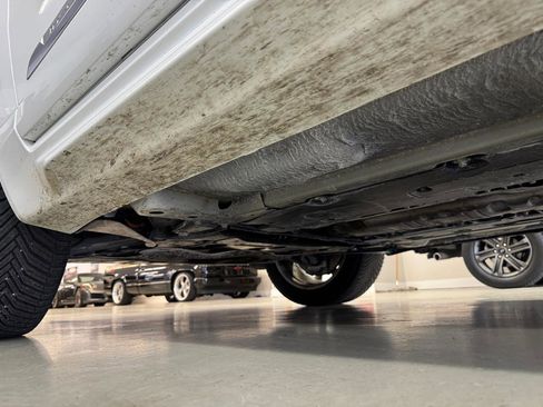 Used 2016 Volvo XC90 T8 Inscription w/ Vision Package image 23