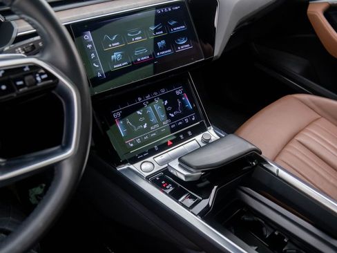 Used 2019 Audi e-tron Premium Plus image 12