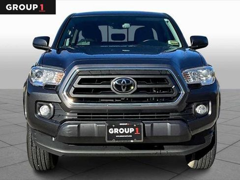 Certified 2023 Toyota Tacoma SR5 AWD/4WD image 4