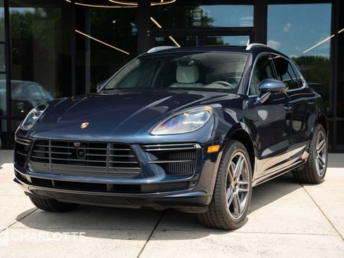 Used 2021 Porsche Macan Turbo AWD/4WD image 6