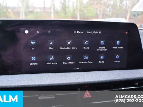 Used 2023 Kia EV6 Wind image 40