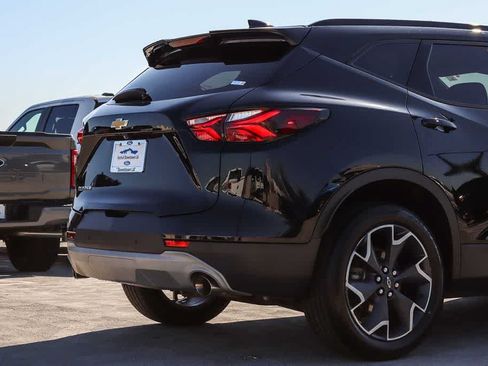 Used 2020 Chevrolet Blazer LT FWD image 9