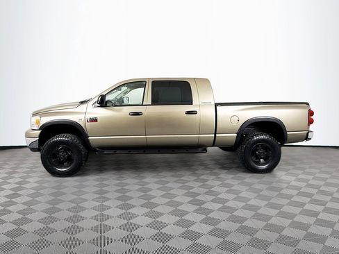 Used 2007 Dodge Ram 2500 Truck SLT w/ Light Group AWD/4WD image 4