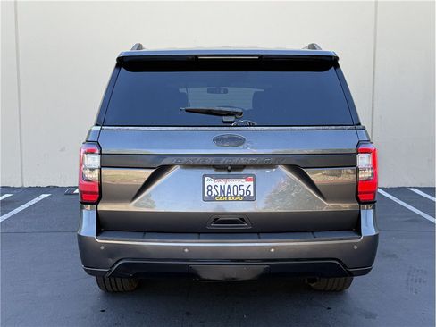 Used 2019 Ford Expedition Max Limited RWD image 5
