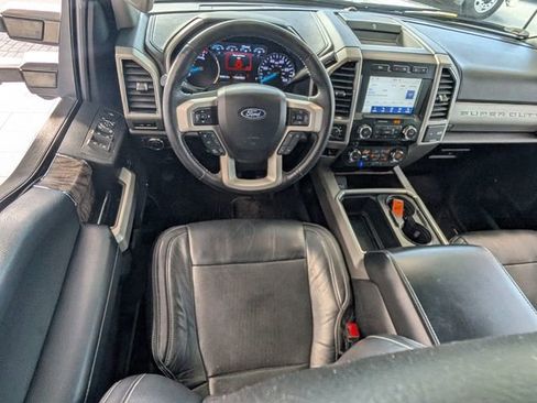 Used 2019 Ford F250 Lariat w/ Lariat Ultimate Package image 9
