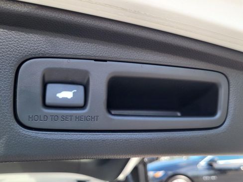 Used 2024 Honda CR-V Sport Touring image 5