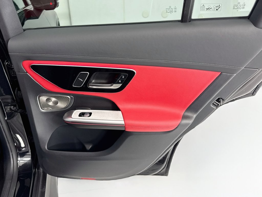 Certified 2026 Mercedes-Benz GLC 300 image 26