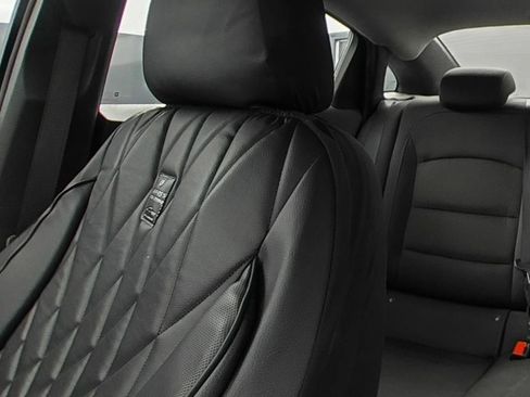 Used 2017 Chevrolet Malibu LS FWD image 9